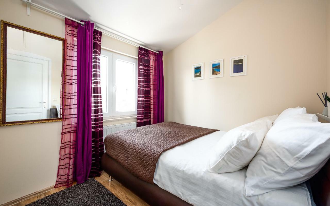 Apartment Lungomare Pula Luaran gambar